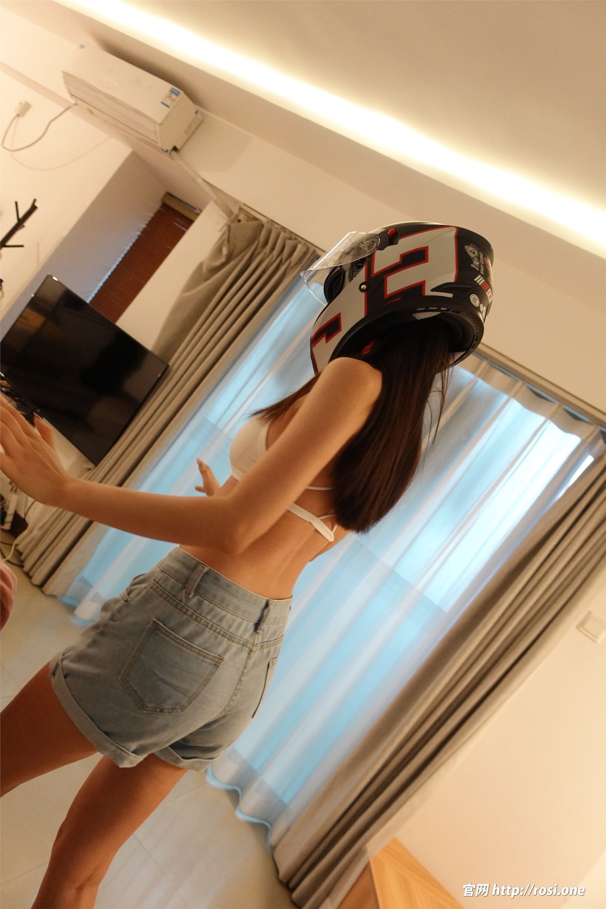 ROSI写真 2022.08.04 NO.3895